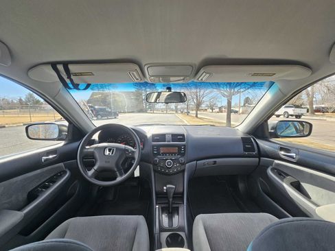 Used 2004 Honda Accord LX image 26