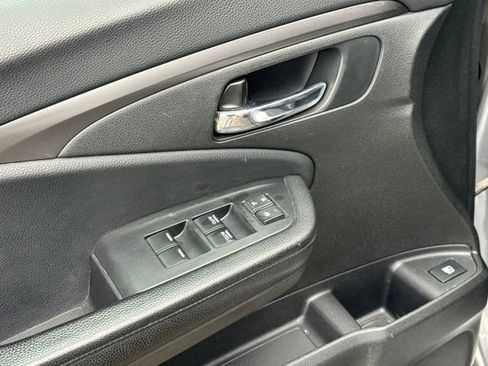 Used 2022 Honda Pilot Sport image 5