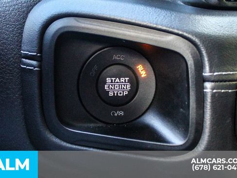 Used 2025 Jeep Wrangler Unlimited Rubicon AWD/4WD image 28