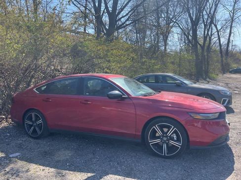 Used 2023 Honda Accord Sport image 27