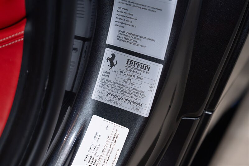 Used 2015 Ferrari 458 Italia Coupe RWD image 20