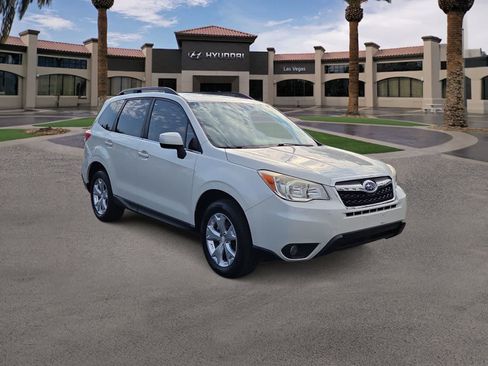 Used 2016 Subaru Forester 2.5i Limited AWD/4WD image 2