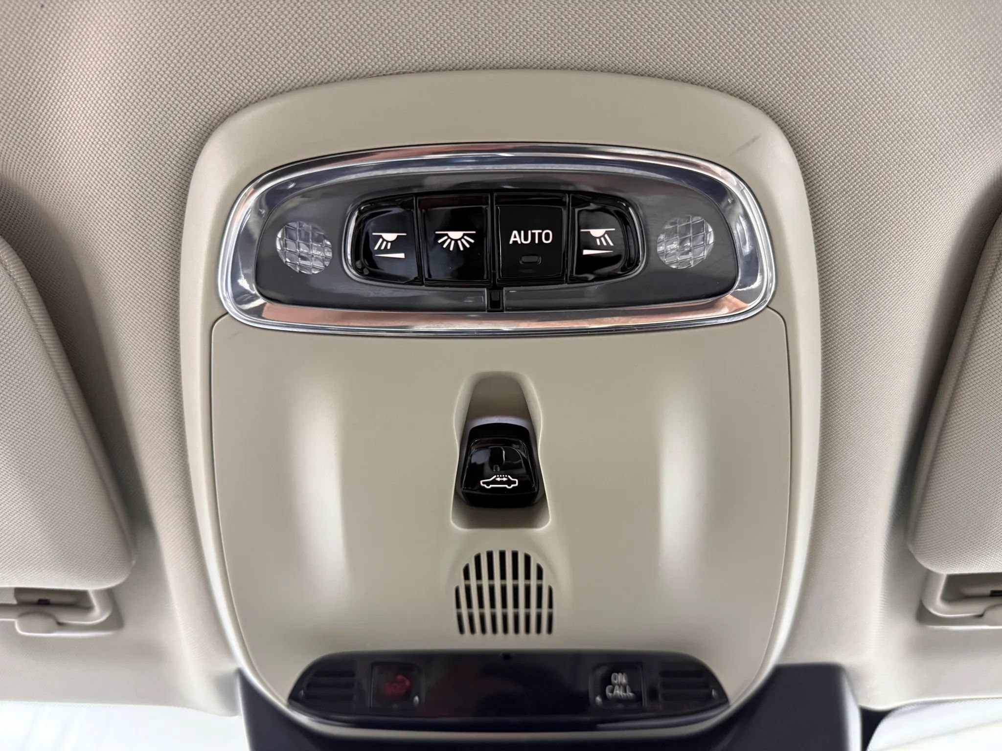 Used 2018 Volvo V90 T6 Cross Country w/ Convenience Package AWD/4WD image 30