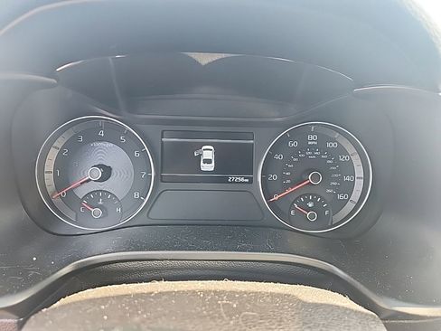 Certified 2022 Kia Forte LXS w/ LXS Technology Package FWD image 19