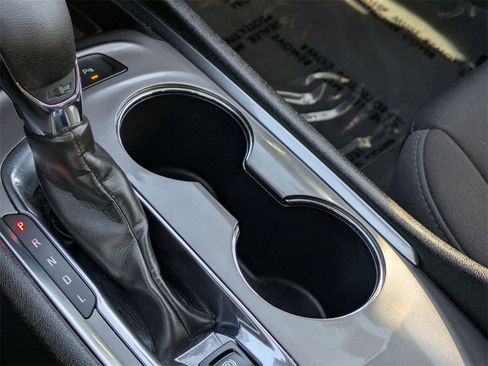 Used 2024 Chevrolet Malibu LT image 19