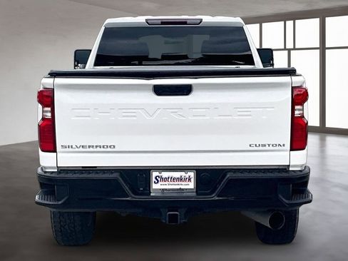 Used 2023 Chevrolet Silverado 2500 Custom w/ Custom Value Package AWD/4WD image 5