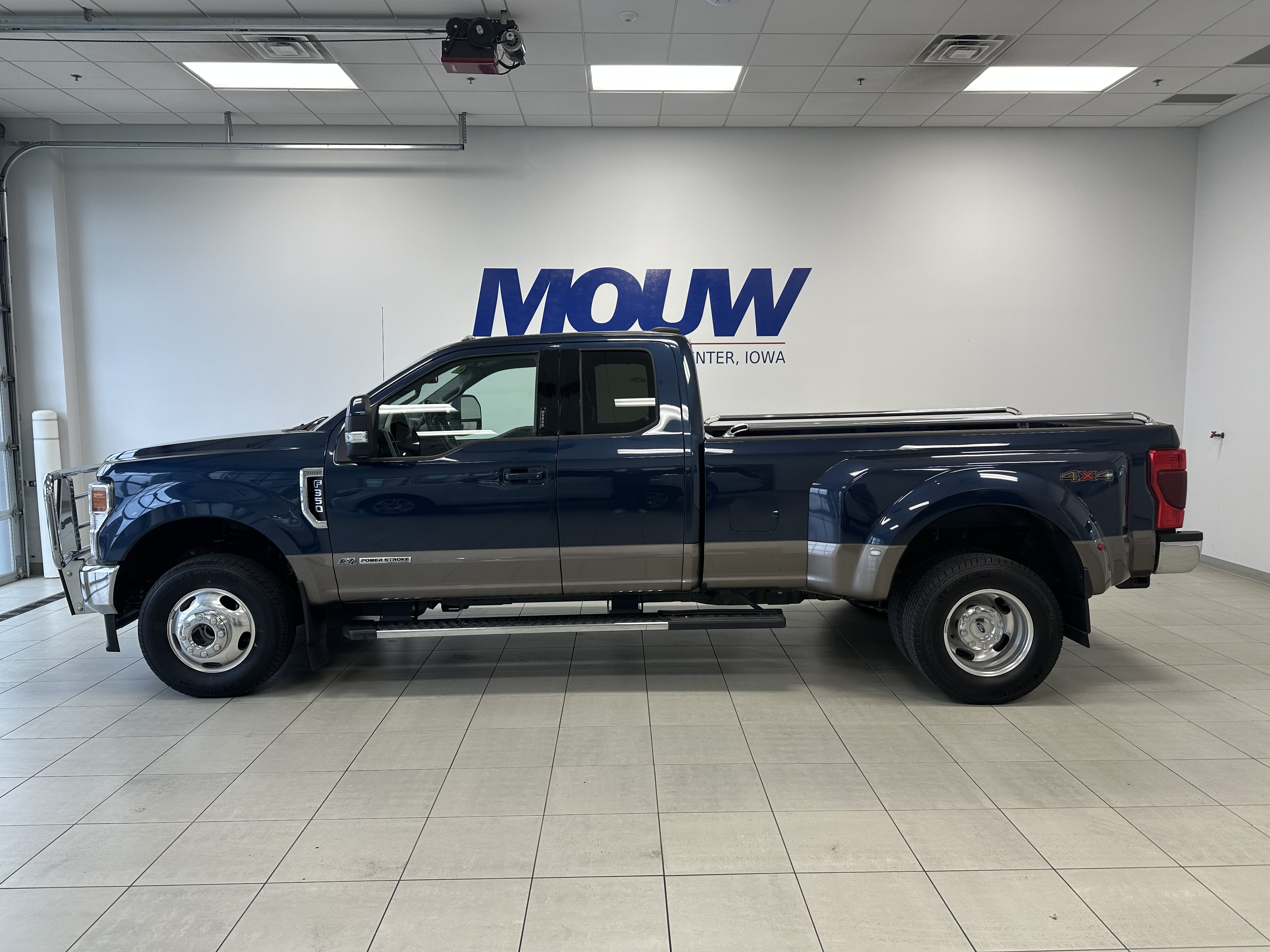 Used 2020 Ford F350 Lariat w/ Lariat Value Package AWD/4WD image 1