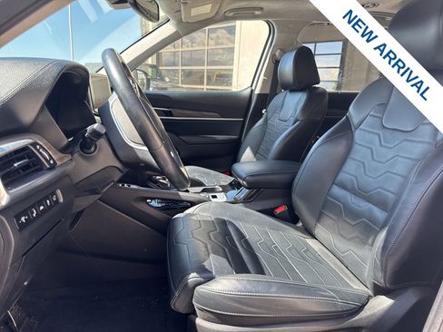Used 2022 Kia Telluride SX w/ SX Prestige Package AWD/4WD image 17