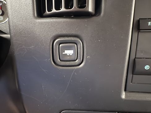 Used 2023 GMC Savana 3500 w/ Driver Convenience Package RWD image 20