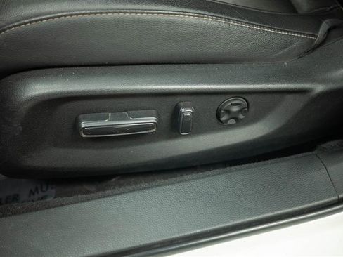 Used 2019 Honda Accord Sport image 11