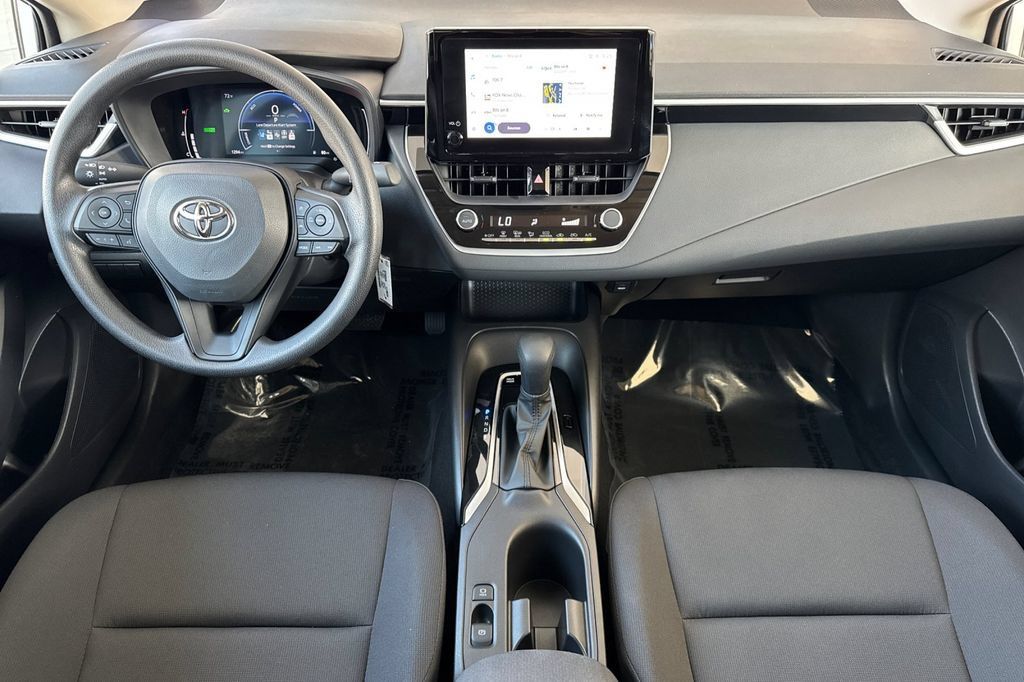 Used 2026 Toyota Corolla LE FWD image 4