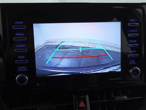 Used 2021 Toyota Corolla L image 16