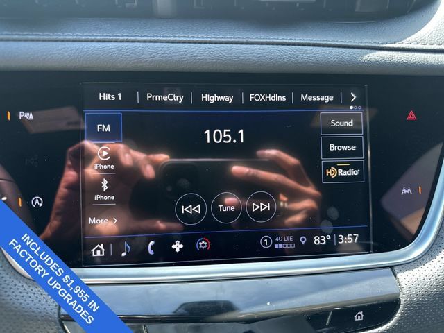 Used 2024 Cadillac XT6 Luxury w/ LPO, Floor Liner Package FWD image 25