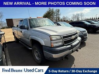 Used 2006 Chevrolet Silverado 2500 LT w/ Snow Plow Prep Package video 1
