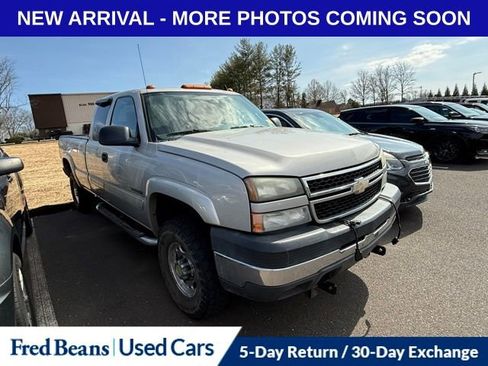 Used 2006 Chevrolet Silverado 2500 LT w/ Snow Plow Prep Package image 1