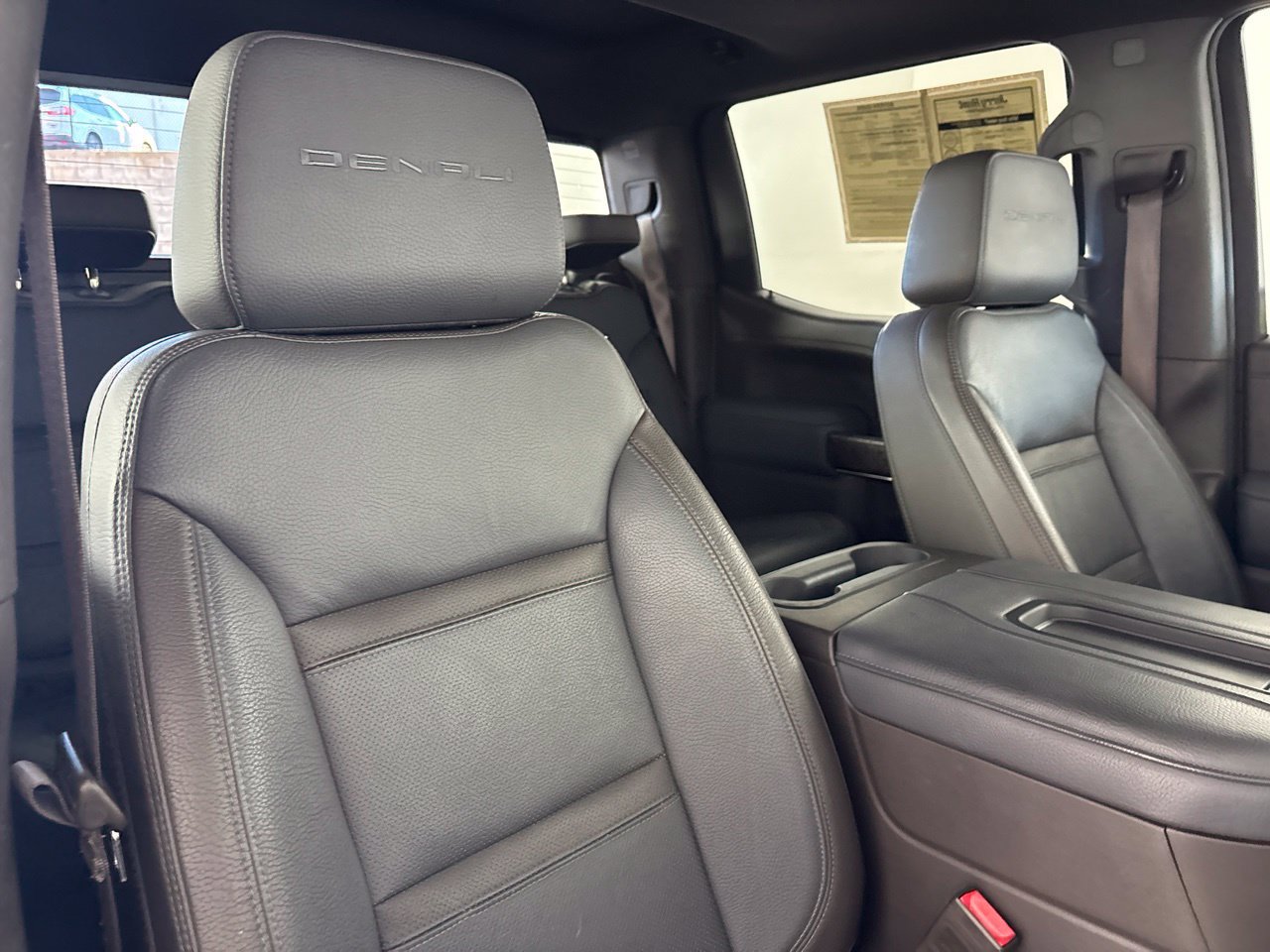 Used 2021 GMC Sierra 1500 Denali w/ Denali Ultimate Package AWD/4WD image 30