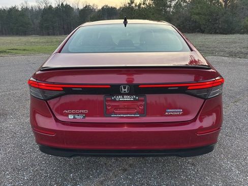 Used 2024 Honda Accord Sport image 8