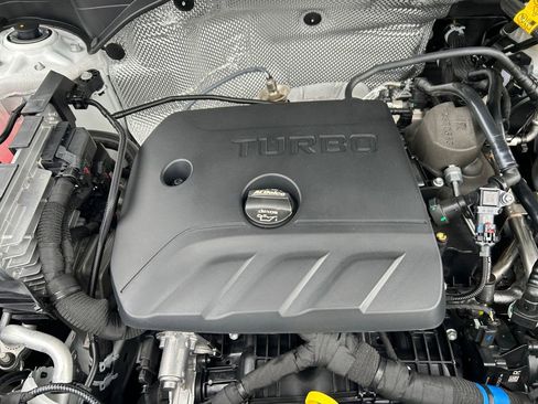 New 2025 Chevrolet TrailBlazer RS w/ Convenience Package image 30