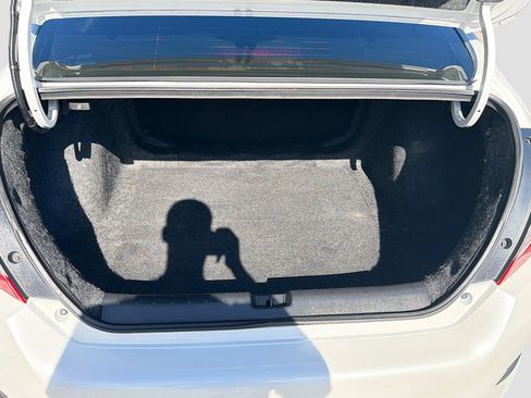 Used 2019 Honda Civic LX image 5