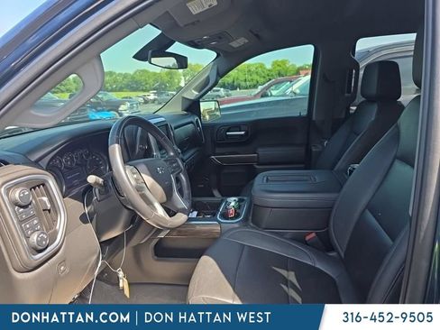 Used 2021 Chevrolet Silverado 1500 LT Trail Boss w/ Convenience Package II AWD/4WD image 5