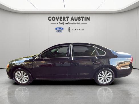 Used 2012 Volkswagen Passat TDI SE FWD image 3