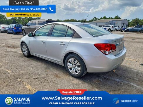 Used 2012 Chevrolet Cruze LT FWD image 3