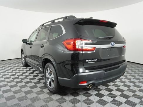 Used 2024 Subaru Ascent Premium w/ Convenience Package image 5