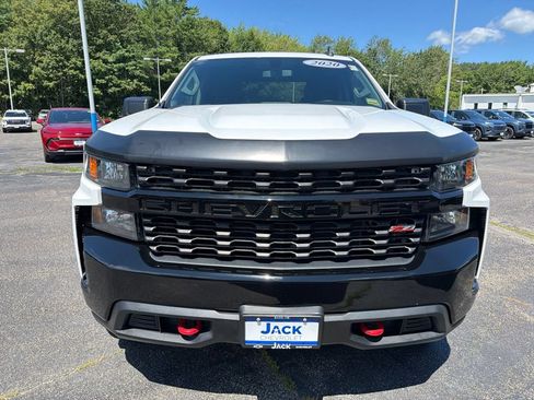 Used 2020 Chevrolet Silverado 1500 Custom Trail Boss w/ Custom Convenience Package AWD/4WD image 2