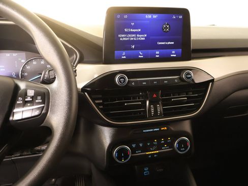 Used 2022 Ford Escape SE FWD image 5