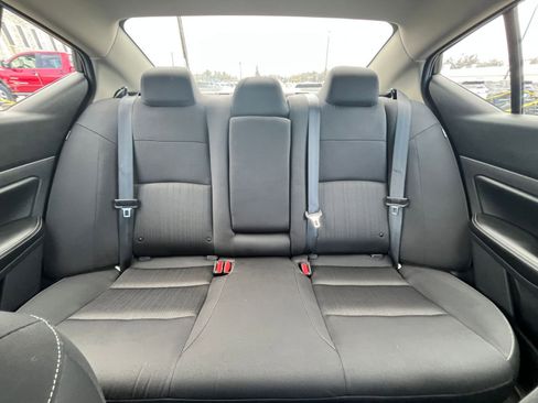 Used 2025 Nissan Altima 2.5 SV image 38