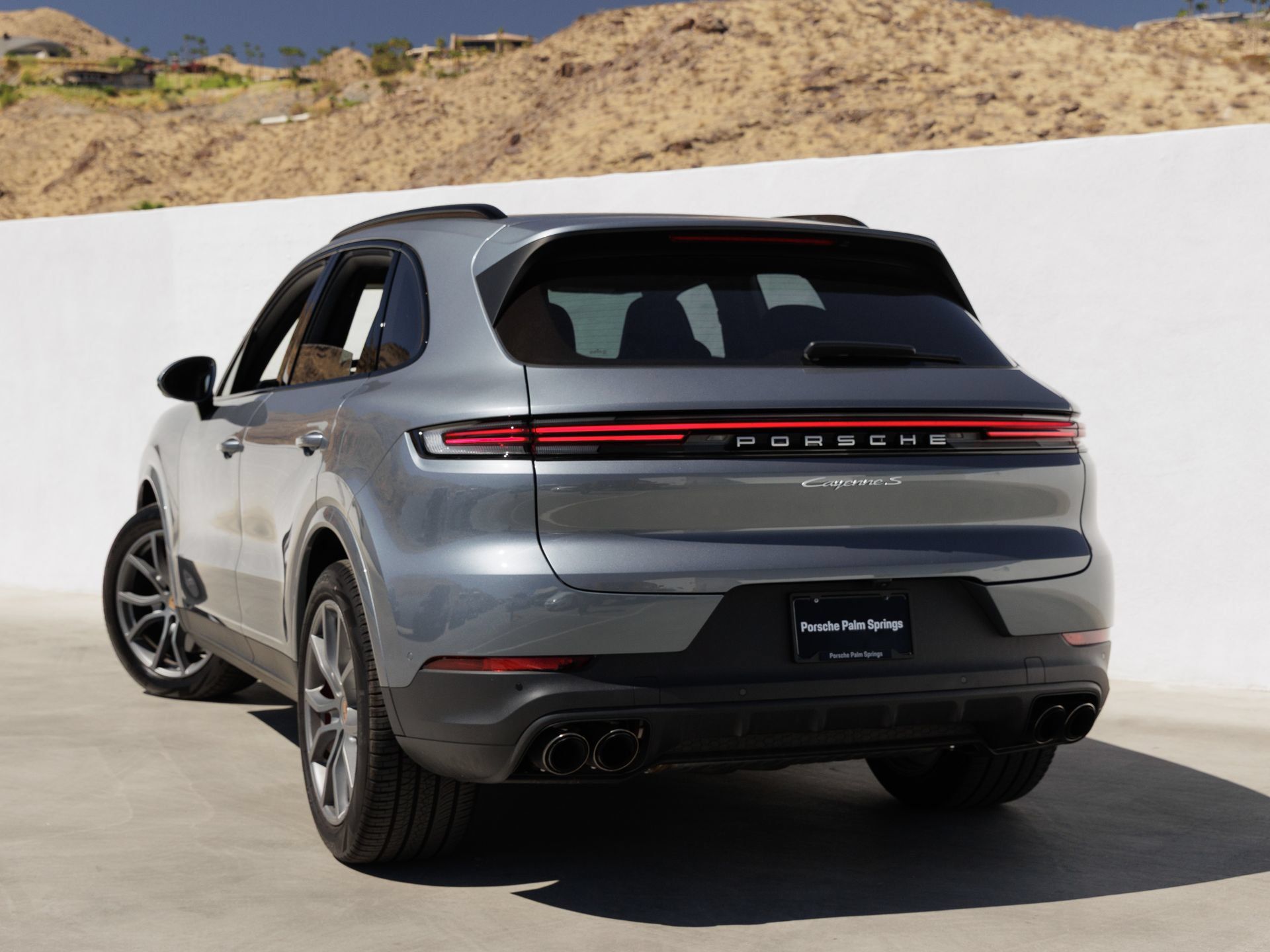 Certified 2026 Porsche Cayenne S AWD/4WD image 3