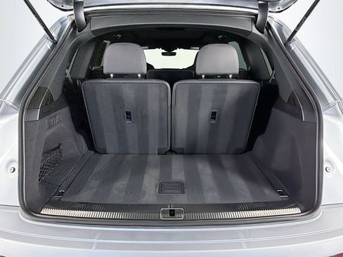 Used 2022 Audi SQ7 Premium Plus AWD/4WD image 28