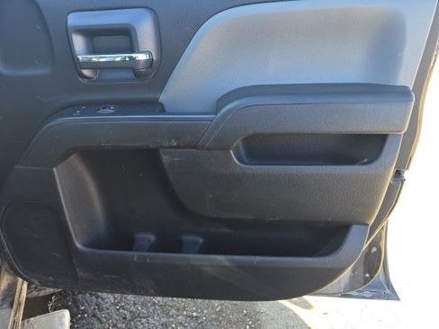 Used 2018 Chevrolet Silverado 2500 W/T image 28