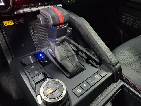 Used 2024 Toyota Tacoma TRD Pro image 19