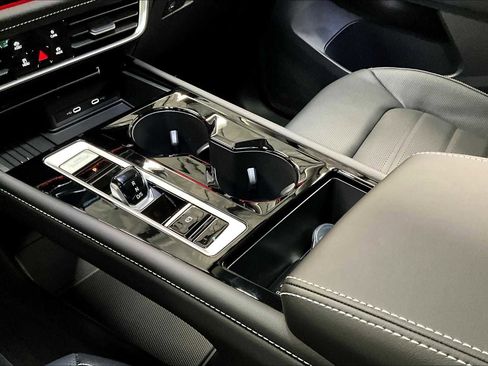 New 2026 Volkswagen Atlas SEL image 10