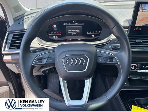 Used 2024 Audi Q5 2.0T Premium Plus w/ Premium Plus Package AWD/4WD image 12