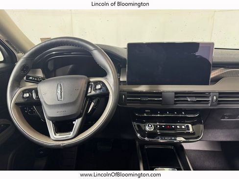 Certified 2025 Lincoln Corsair Grand Touring w/ Equipment Group 301A AWD/4WD image 32