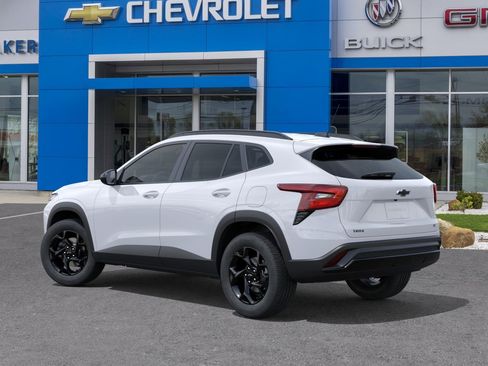 New 2026 Chevrolet Trax LT w/ Midnight Edition FWD image 30