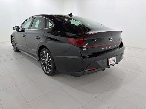 Used 2022 Hyundai Sonata Limited FWD image 3
