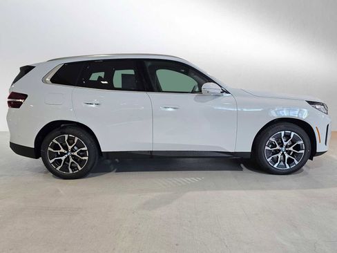 New 2026 BMW X3 xDrive30 w/ Premium Package image 2