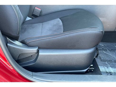 Used 2025 Nissan Sentra SR FWD image 22