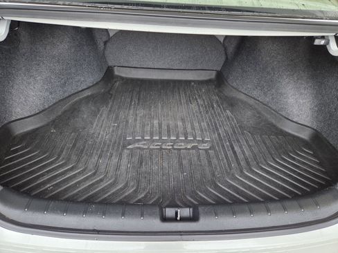 Used 2014 Honda Accord EX-L image 10