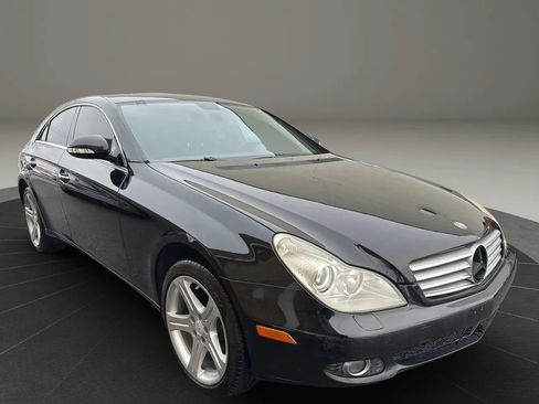 Used 2007 Mercedes-Benz CLS 550 image 3