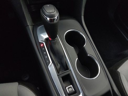 Used 2020 Chevrolet Equinox LT w/ LPO, Floor Liner Package image 26