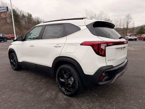 New 2026 Kia Seltos EX w/ EX Sunroof Package AWD/4WD image 4