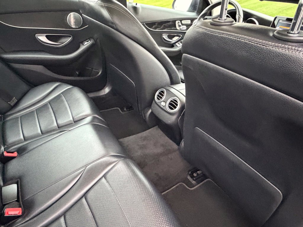 Used 2017 Mercedes-Benz C 300 4MATIC Sedan image 40