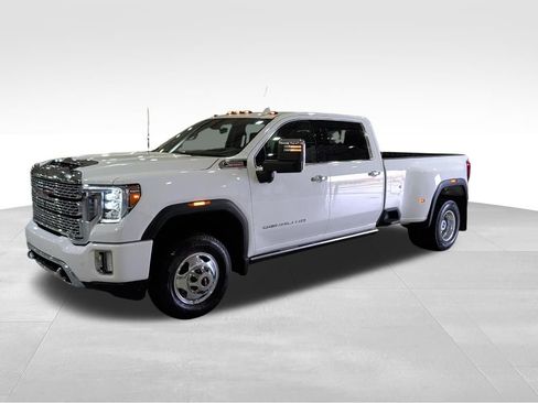 Used 2022 GMC Sierra 3500 Denali w/ Denali Ultimate Package image 3