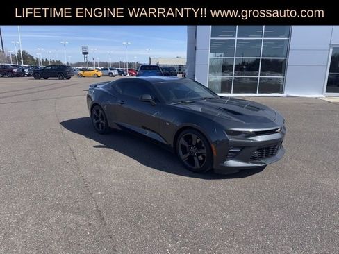 Used 2016 Chevrolet Camaro SS RWD image 3