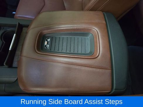 Used 2020 Cadillac Escalade Premium Luxury AWD/4WD image 27