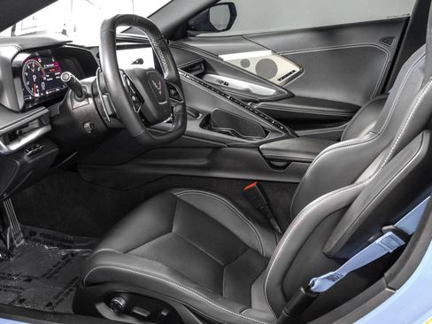 Used 2023 Chevrolet Corvette Stingray Preferred Cpe w/ Battery Protection Package RWD image 6